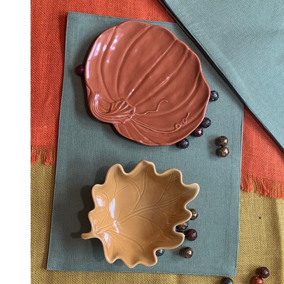Pier 1 Fall Pumpkin Plate & Leaf Bowl, Stoneware, Petit Fours, Appetizers, set/2 - Picture 4 of 9